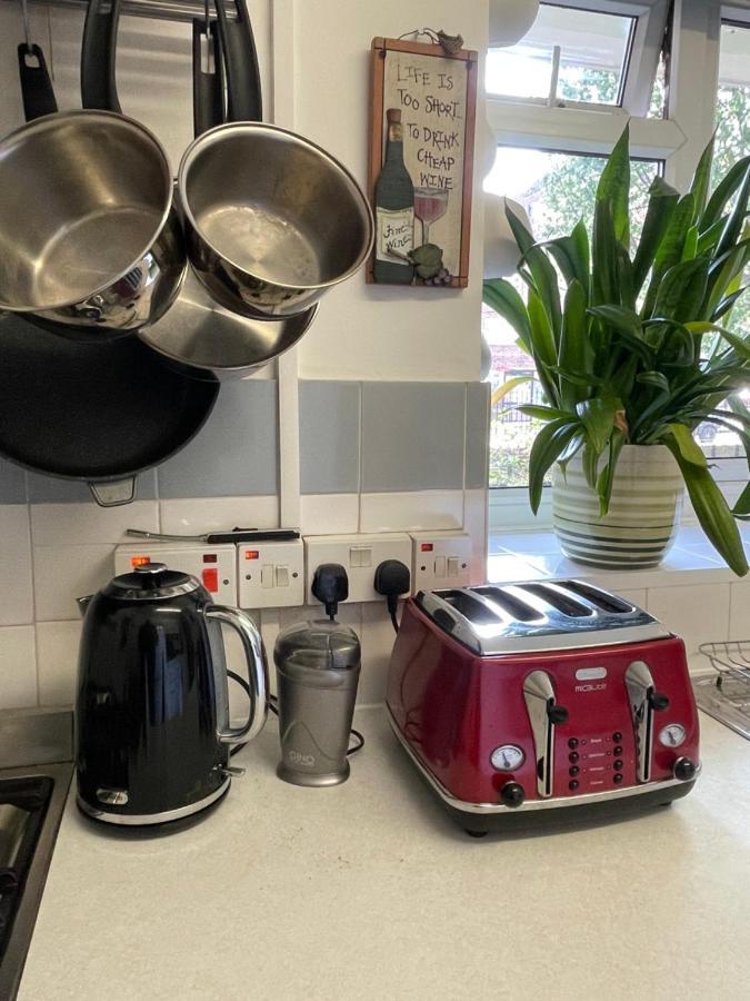 Very Central Flat In London Close To Stockwell Station מראה חיצוני תמונה